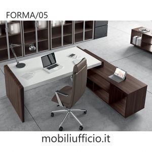 FORMA/05 scrivania manager con fianco SAGOMATO